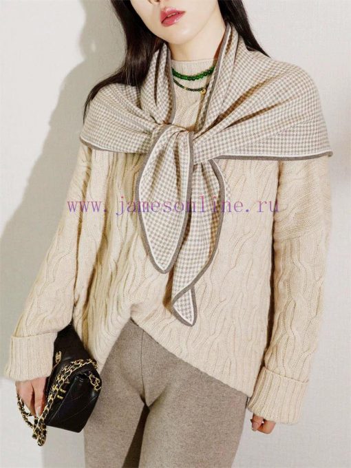 The popular Yana LP Qianniao plaid triangular scarf is luxurious in terms of size, and high-dkkvvati - Image 2