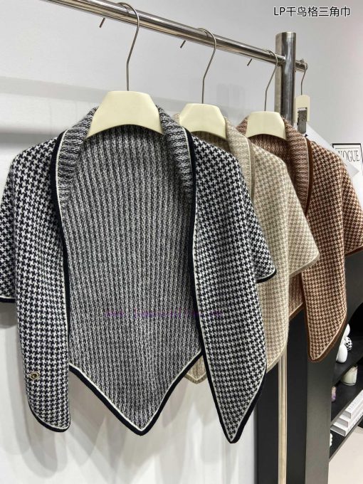The popular Yana LP Qianniao plaid triangular scarf is luxurious in terms of size, and high-dkkvvati - Image 5