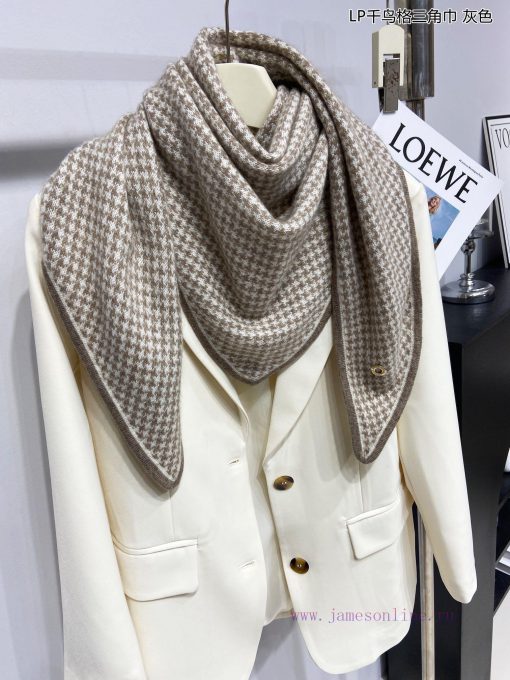 The popular Yana LP Qianniao plaid triangular scarf is luxurious in terms of size, and high-dkkvvati - Image 7