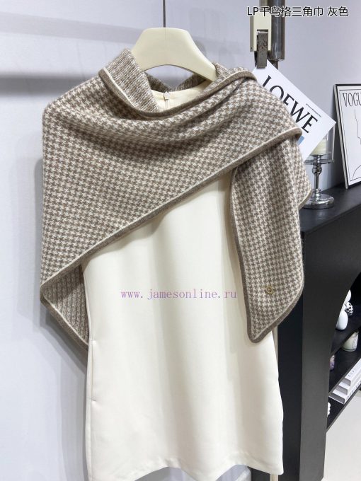 The popular Yana LP Qianniao plaid triangular scarf is luxurious in terms of size, and high-dkkvvati - Image 8