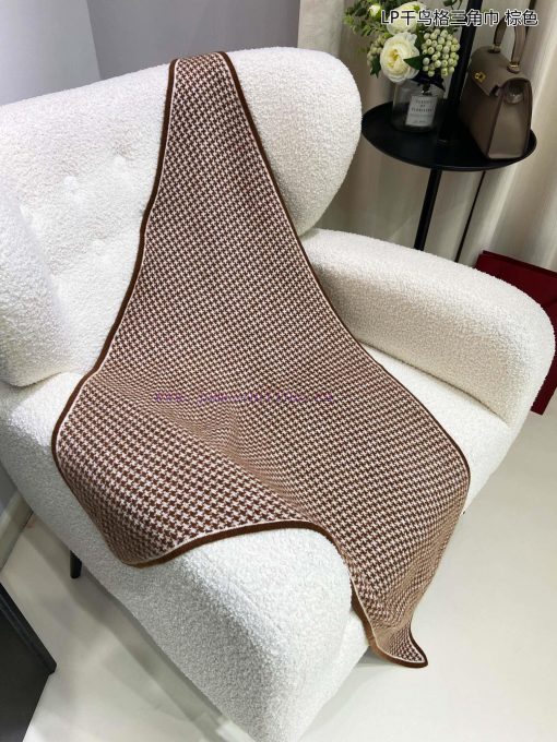 The popular Yana LP Qianniao plaid triangular scarf is luxurious in terms of size, and high-0yrgvpad - Image 12