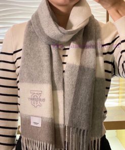 B's men's and women's scarves are highly praised and kept for themselves, a rare high-end mek685awwr