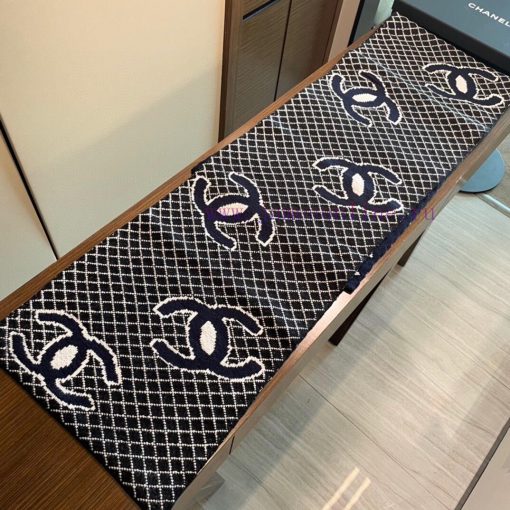 Chanel Knitted Double sided Scarf, a top of the line high-end product with stunning versatil51oz556z - Image 9