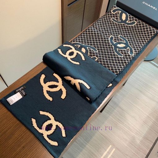 Chanel Knitted Double sided Scarf, a top of the line high-end product with stunning versatiljmw9ar6d - Image 8