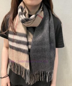 Burberry's latest UK order for double-sided jacquard lamb plush scarves is a top-notch luxurdu20da2i