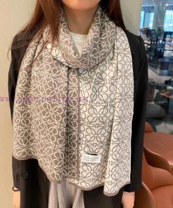 Luoyiwei's new cashmere knitted long scarf is so beautiful [tears]. It is a top-notch new pr6gxsaylk