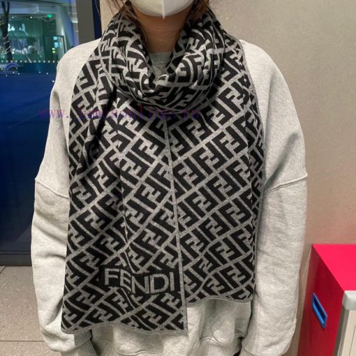 Classic FF letter element scarf, also a fun item just launched ‼ This year's Fendi is also t6rl92irq - Image 2