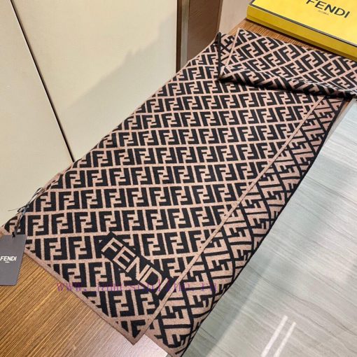 Classic FF letter element scarf, also a fun item just launched ‼ This year's Fendi is also taziiwv6w - Image 5