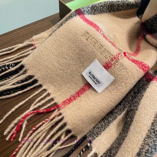 The Burberry export order to the UK specifies the top domestic and most advanced OEM. The go1fsrmhbd - Image 9