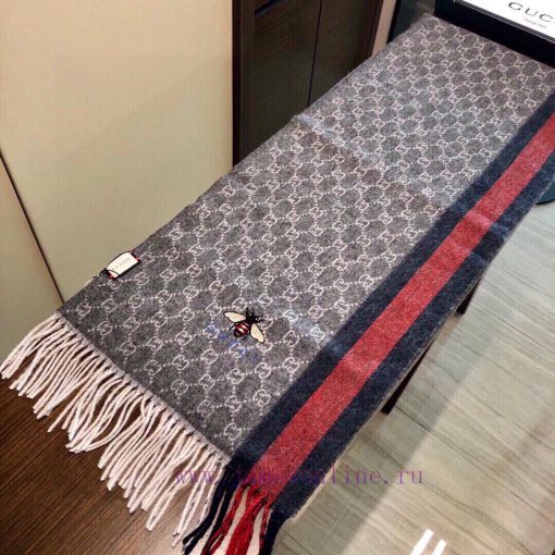Gucci's latest couple's collection features selected plateau cashmere, creating the most bea1lbrkx8z - Image 7