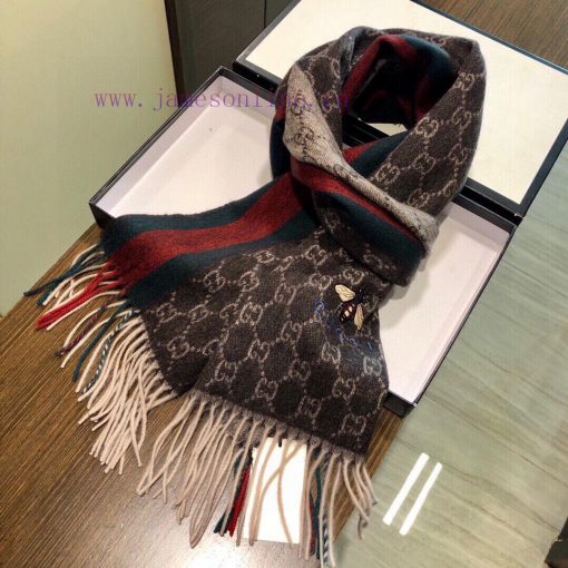 Gucci's latest couple's collection features selected plateau cashmere, creating the most beaa5kt8lxm - Image 6