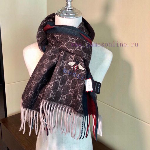 Gucci's latest couple's collection features selected plateau cashmere, creating the most beaa5kt8lxm - Image 10