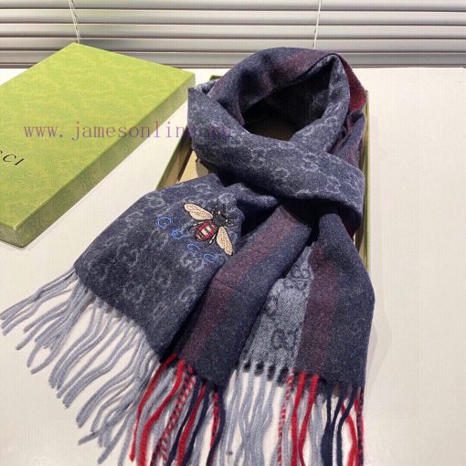 Gucci's latest couple's collection features selected plateau cashmere, creating the most bea1tktrlbv - Image 7