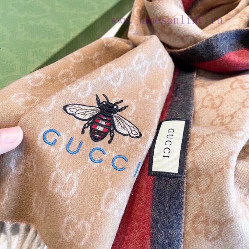Gucci's latest couple's collection features selected plateau cashmere, creating the most beair5xy4a1 - Image 10