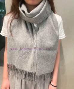 The official website has the same water ripple water cashmere Herm è s scarf, and you shouldtamr8iut
