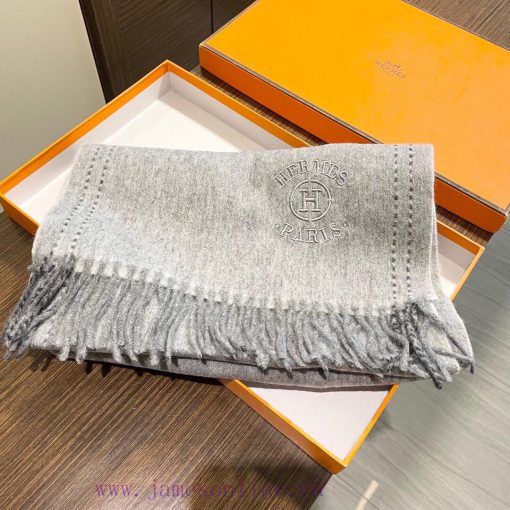 The official website has the same water ripple water cashmere Herm è s scarf, and you shouldtamr8iut - Image 4
