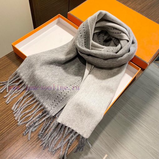 The official website has the same water ripple water cashmere Herm è s scarf, and you shouldtamr8iut - Image 8