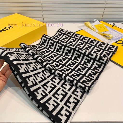 Classic FF letter element scarf, also a fun item just launched ‼ This year's Fendi is also tm99j7rtm - Image 5