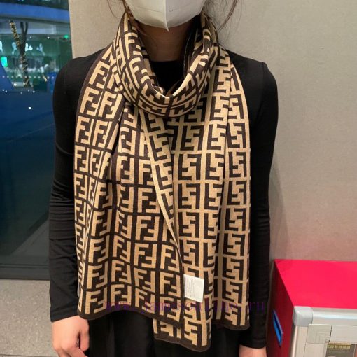 Classic FF letter element scarf, also a fun item just launched ‼ This year's Fendi is also tuxq74azq - Image 2