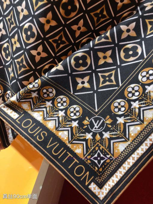 SLV2436 original single LvTiles silk 90cm square scarf, with a gorgeous inlaid pattern outli7yjs9mac - Image 3