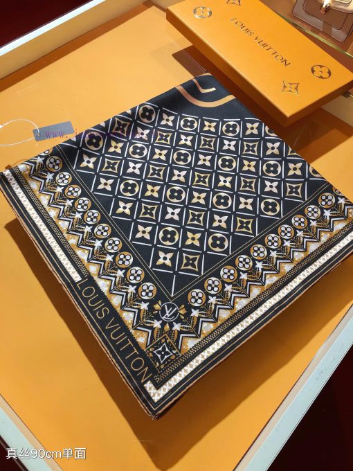 SLV2436 original single LvTiles silk 90cm square scarf, with a gorgeous inlaid pattern outli7yjs9mac - Image 4