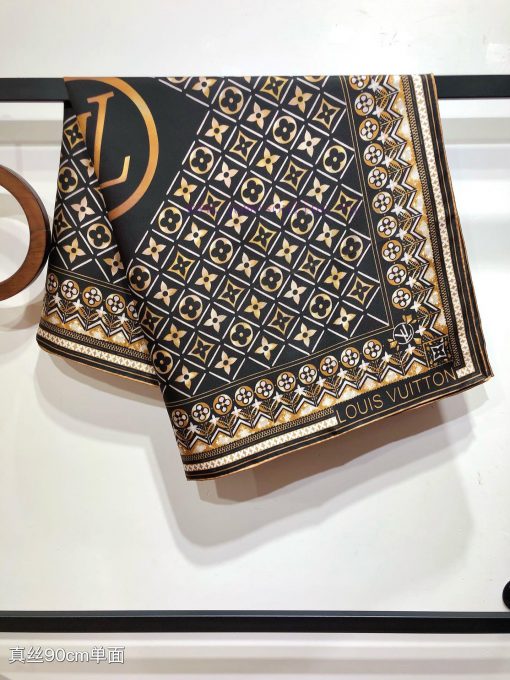 SLV2436 original single LvTiles silk 90cm square scarf, with a gorgeous inlaid pattern outli7yjs9mac - Image 7