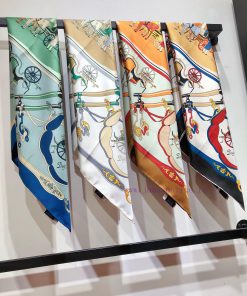 SHMS2446 original Herm è s horse riding crossbeam 90cm silk square scarf, collected at 24 Run7ro3x9m