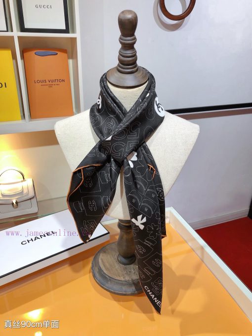 SCC2436 ️ Original Chanel 90cm silk square scarf, made of top-quality twill silk material ️ 04e41zi2 - Image 9