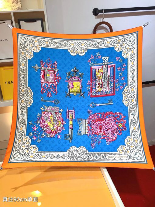 SLV2443 original LVLOCKS90cm silk square scarf, with a lock buckle and key pattern, expresseaovh6xwh - Image 5