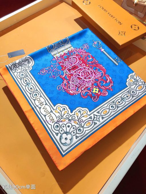 SLV2443 original LVLOCKS90cm silk square scarf, with a lock buckle and key pattern, expresseaovh6xwh - Image 7