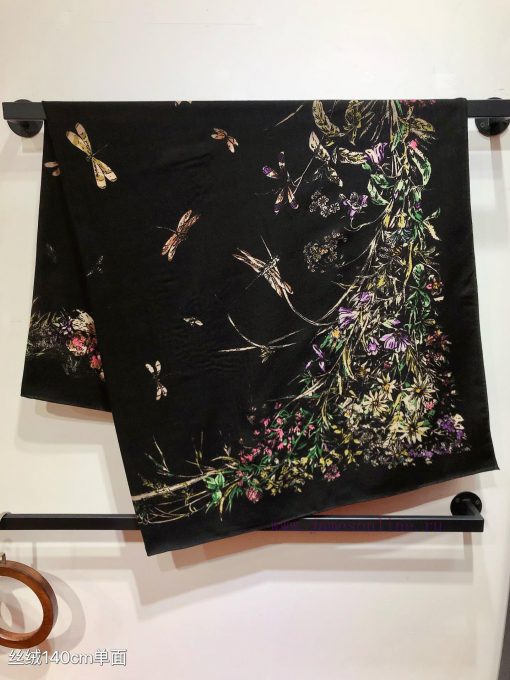RDO2430 original single D home 140cm velvet square scarf, this square scarf is decorated with8a70x0h - Image 8