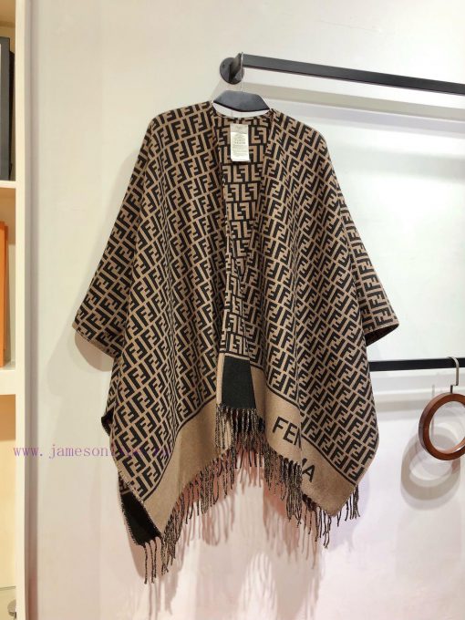 RFD2411 Fendi Heavy Duty FF Letter Element Wool Cloak, the new color F's flagship cloak, is 9s9gvu49 - Image 4