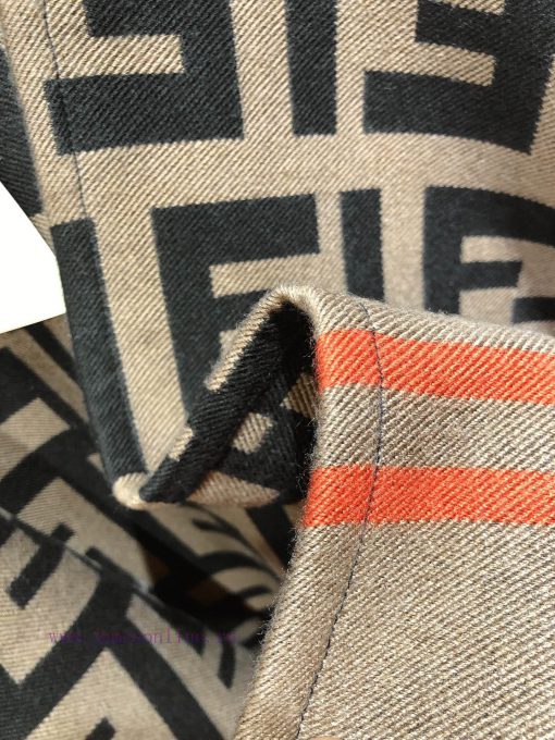 RFD2410 Fendi Heavy duty FF Letter Element Wool Cloak, the new color F's flagship cloak, is ua9tyjnd - Image 10