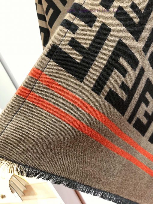 RFD2410 Fendi Heavy duty FF Letter Element Wool Cloak, the new color F's flagship cloak, is ua9tyjnd - Image 11