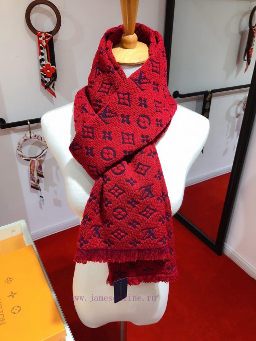 RLV1962 LVONOGRAM CLASS launches iconic Mono woven pattern scarf with excellent quality. Them9ftzz6l - Image 8