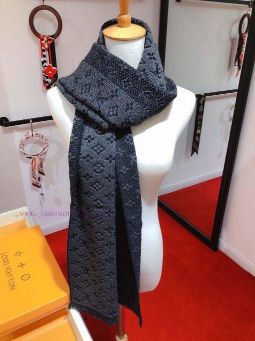 RLV1962 LVONOGRAM CLASS launches iconic Mono woven pattern scarf with excellent quality. Then8get5y3 - Image 9
