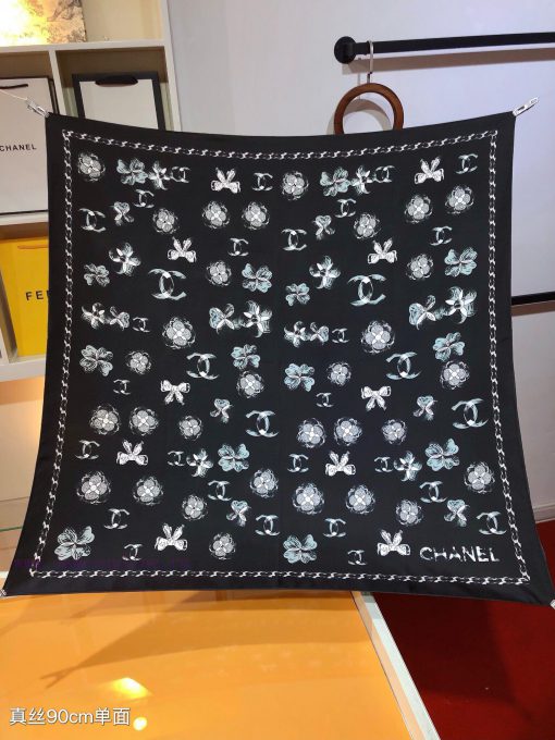SCC2438 ️ Original Chanel 90cm silk square scarf, made of top-quality twill silk material ️ 8bb1cs8n - Image 3