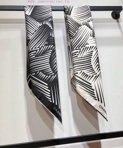 SCC2441 original Chanel 90cm silk square scarf, made of top-quality twill silk material. Madqydo5jz7