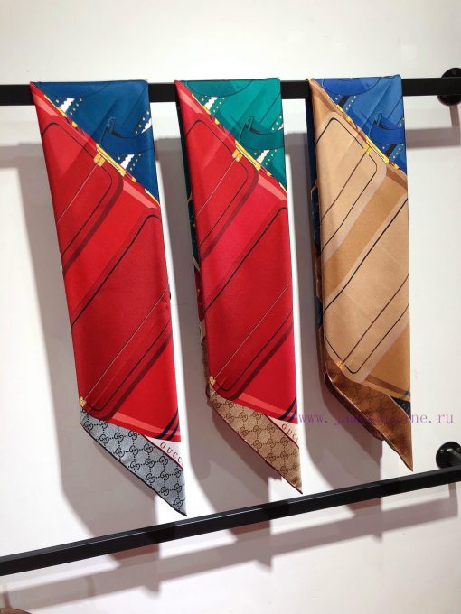 SGC2407 Original Gucci suitcase twill 90cm square towel This square towel ingeniously combina2jtuawy - Image 2