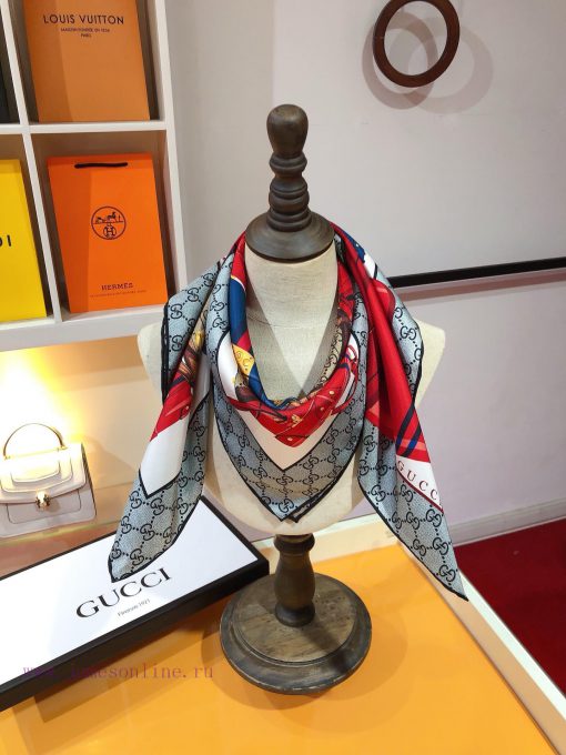 SGC2407 Original Gucci suitcase twill 90cm square towel This square towel ingeniously combintu13u1cf - Image 4