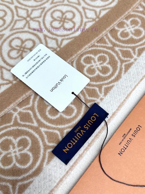 2024 Lv Explosive Classic Clover Double sided Jacquard Explosive Scarf 🧣 A very versatile itr43mjuc0 - Image 9