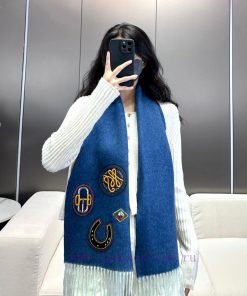 In 2024, the Aishi Denim Cowboy Scarf is full of casual style, paired with 4 medals of differsz0seqf