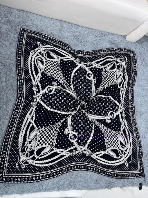 2025 Lv140 top-level velvet double-sided same color Sailor Bandana Square velvet square scarascwsc81 - Image 5