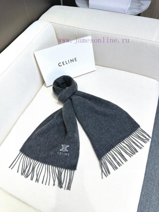 In 2024, the new model can be worn on both sides of the Celine scarf. Each scarf is equivale6cmqa0nv - Image 6