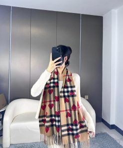 Bur Classic Cashmere Peach Heart is a versatile item that can be used all year round, and islvm10q0d
