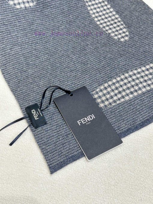 Fendi's popular new high-end men's and women's scarves are a brand that is very low-key and muhj3q7l - Image 9