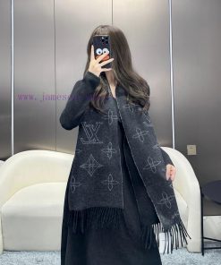 New double-sided scarf, Mahina Flight Mode scarf woven with jacquard technology on one sideM91dm4l84