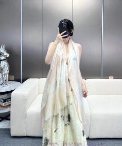 Luoyiwei LW lightweight plaid long scarf is very lucky to have received something from this s848isf7