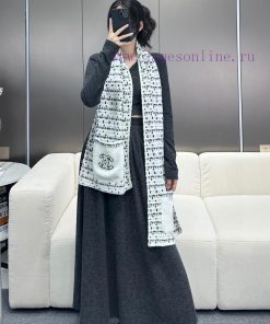 In 2024, CHANEL is a must-have for fashion lovers who love both high-end and trendy fun. It x2tkf6ap