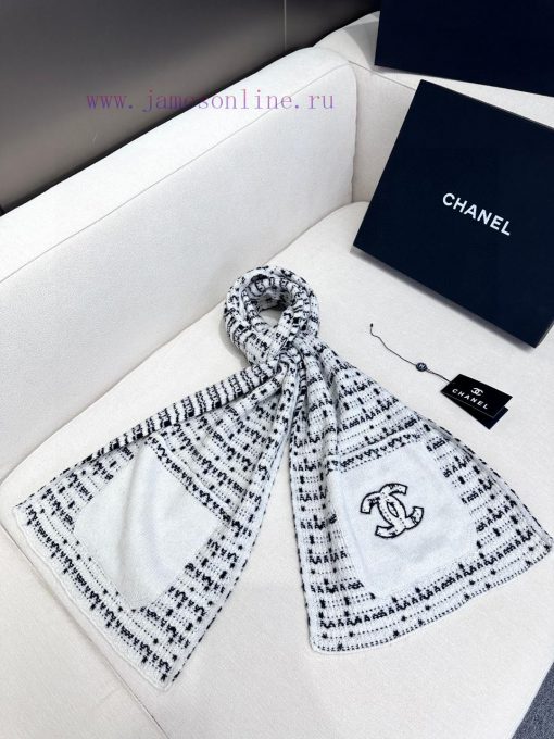 In 2024, CHANEL is a must-have for fashion lovers who love both high-end and trendy fun. It x2tkf6ap - Image 7